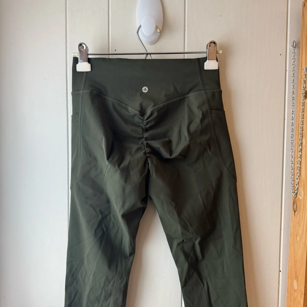 HALARA Full Length Green SoCinched High Waisted Scrunch Butt Lifting Leggings - Picture 12 of 15